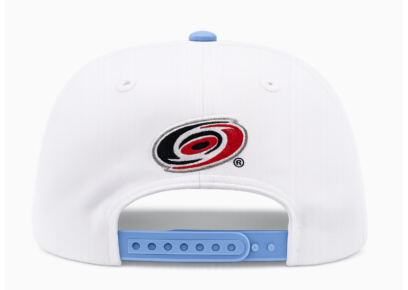 VINTAGE UNC X CAROLINA CANES 2000S DEADSTOCK SNAPBACK