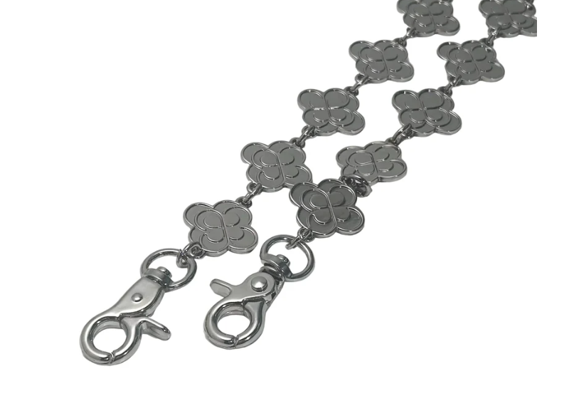 The Rare Collection  THATS A WHOLE LOT OF CLOVERS WALLET CHAIN